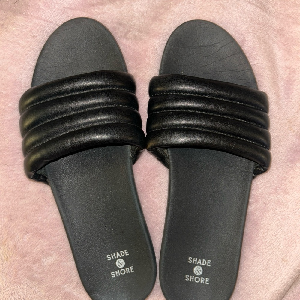 Shade & Shore Black Slide Sandals